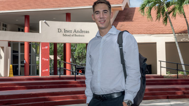 David Szlobodnyik '25